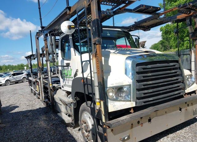 2018 FREIGHTLINER 114SD