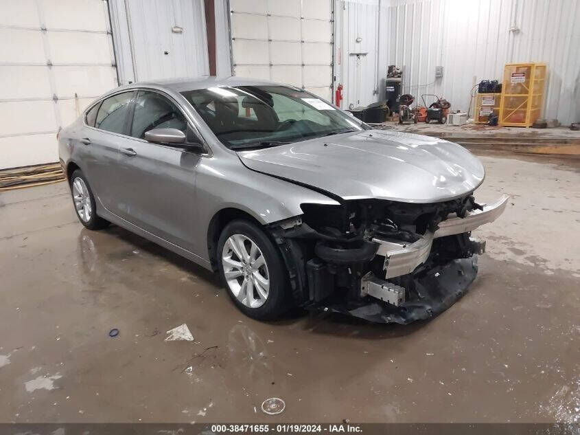 2016 CHRYSLER 200