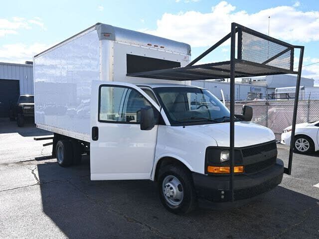 2017 CHEVROLET Express