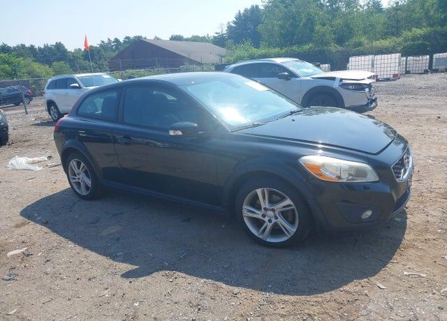 2013 VOLVO C30