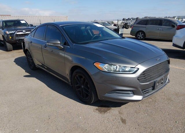 2013 FORD Fusion