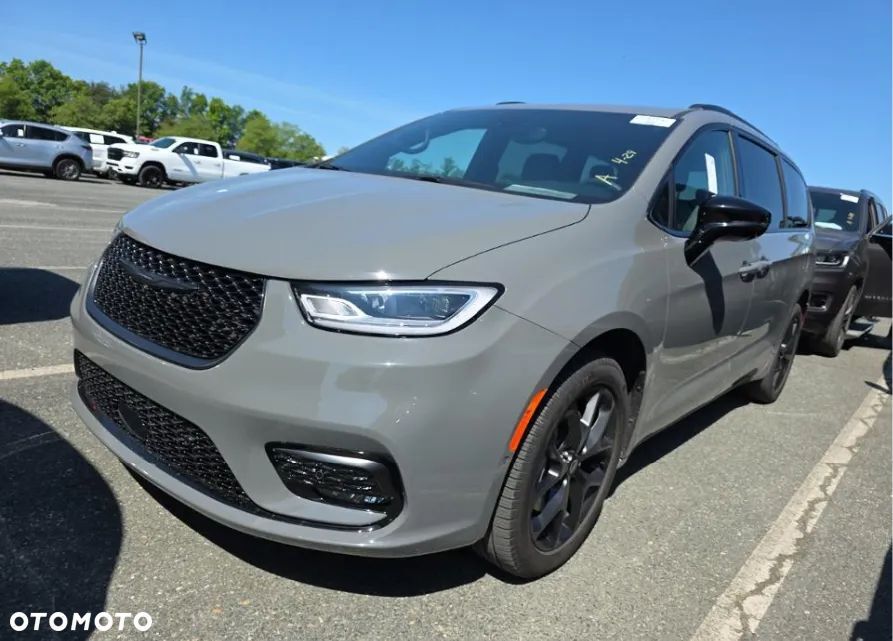 2025 CHRYSLER Pacifica