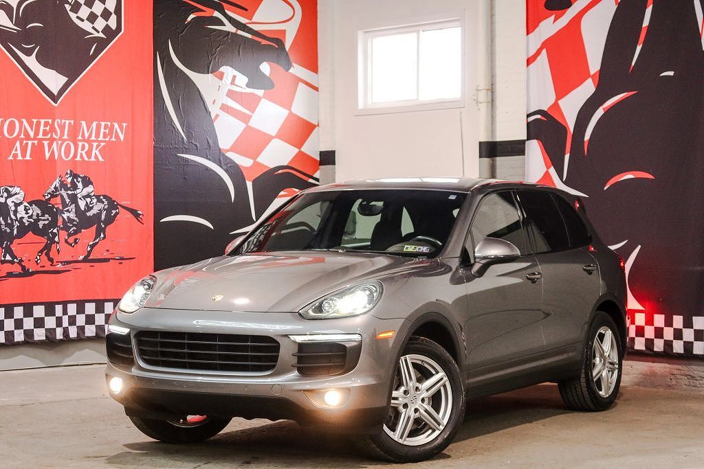 2016 PORSCHE Cayenne