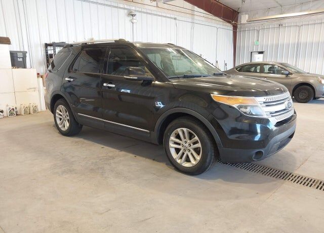 2011 FORD Explorer
