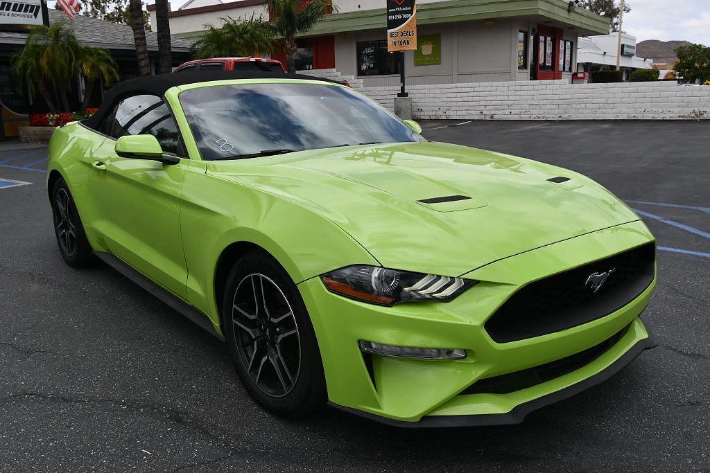 2020 FORD Mustang