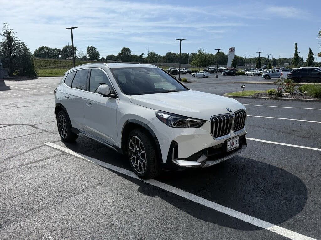 2025 BMW X1
