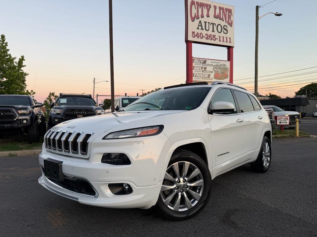 2017 JEEP Cherokee