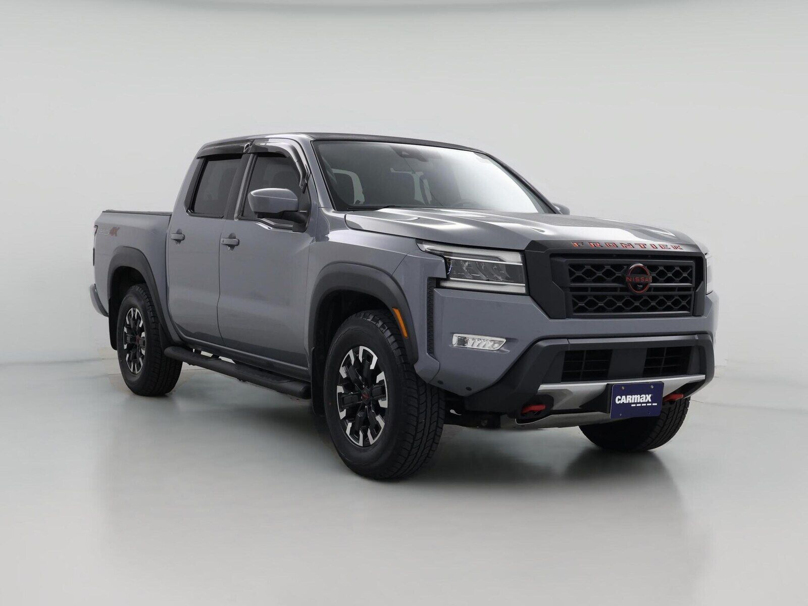 2022 NISSAN Frontier