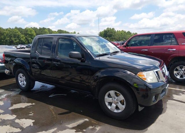 2012 NISSAN Frontier