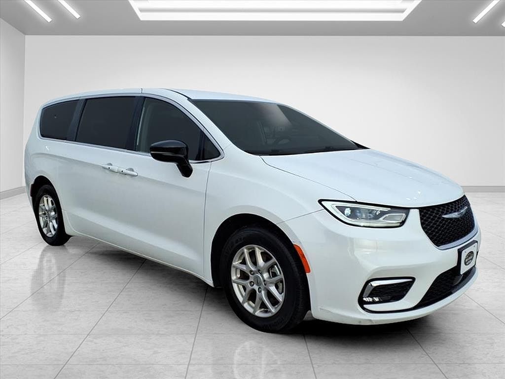 2024 CHRYSLER Pacifica