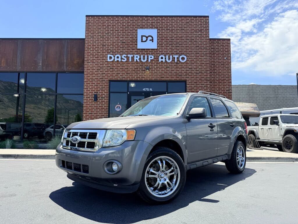 2010 FORD Escape