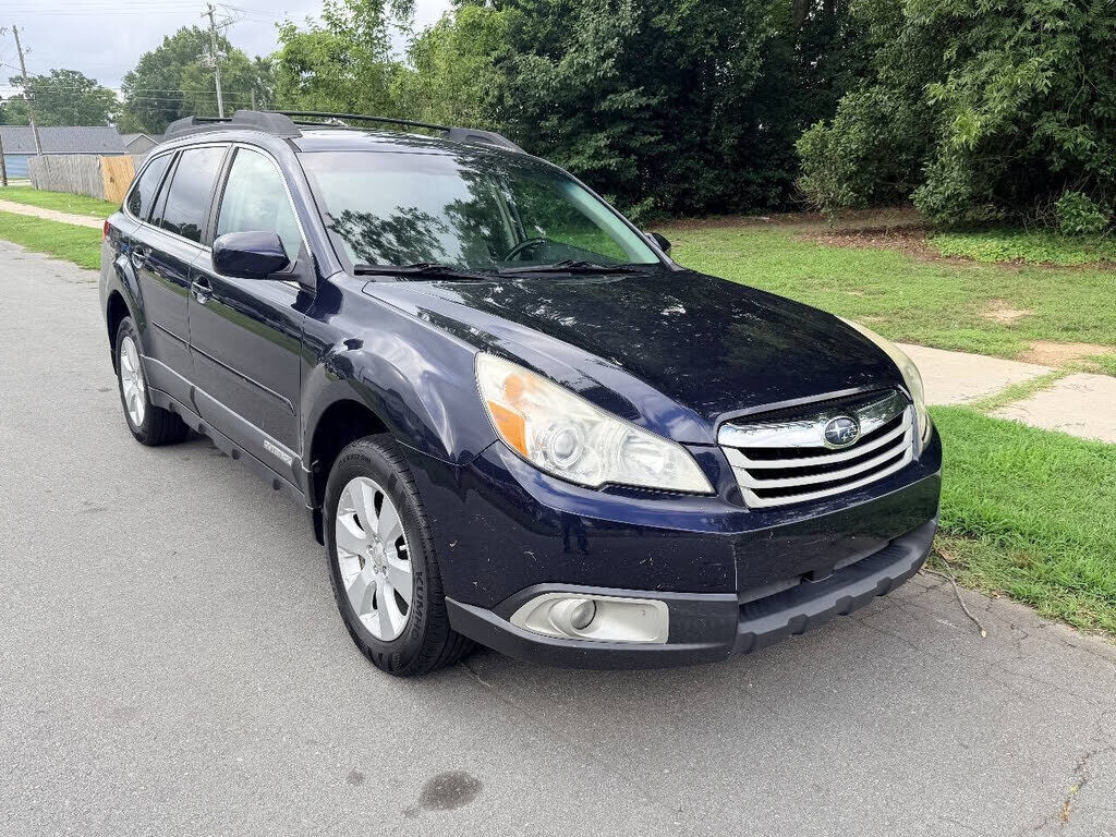 2012 SUBARU Outback