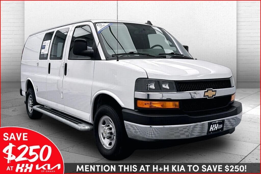 2024 CHEVROLET Express