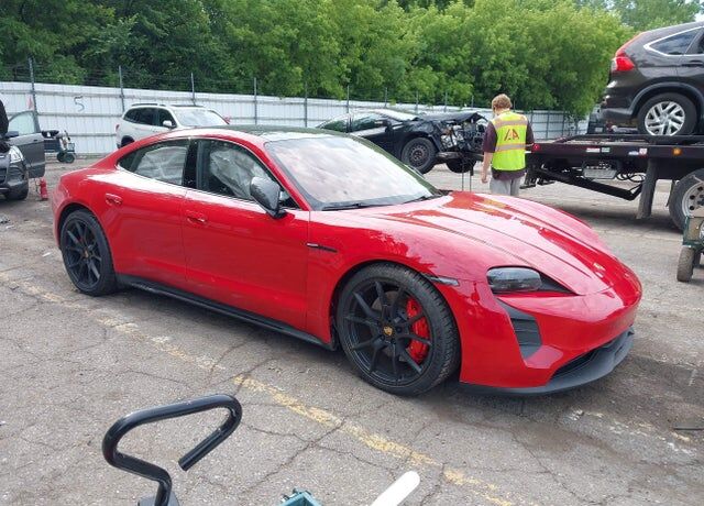 2023 PORSCHE Taycan