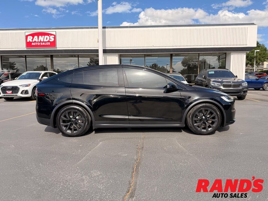 2022 TESLA Model X