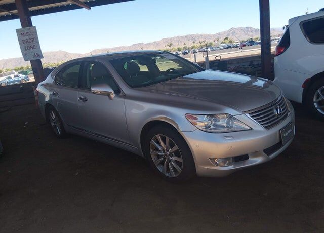 2011 LEXUS LS