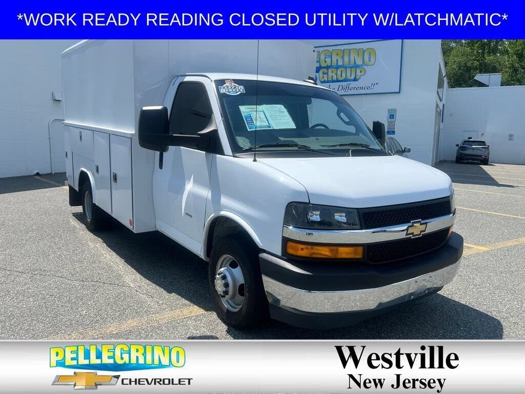 2024 CHEVROLET Express