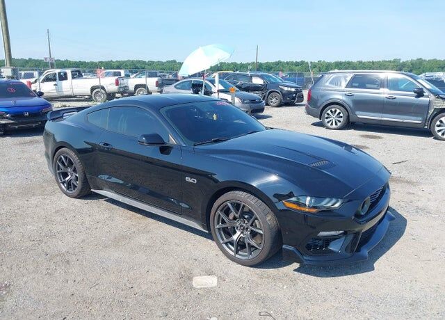 2019 FORD Mustang