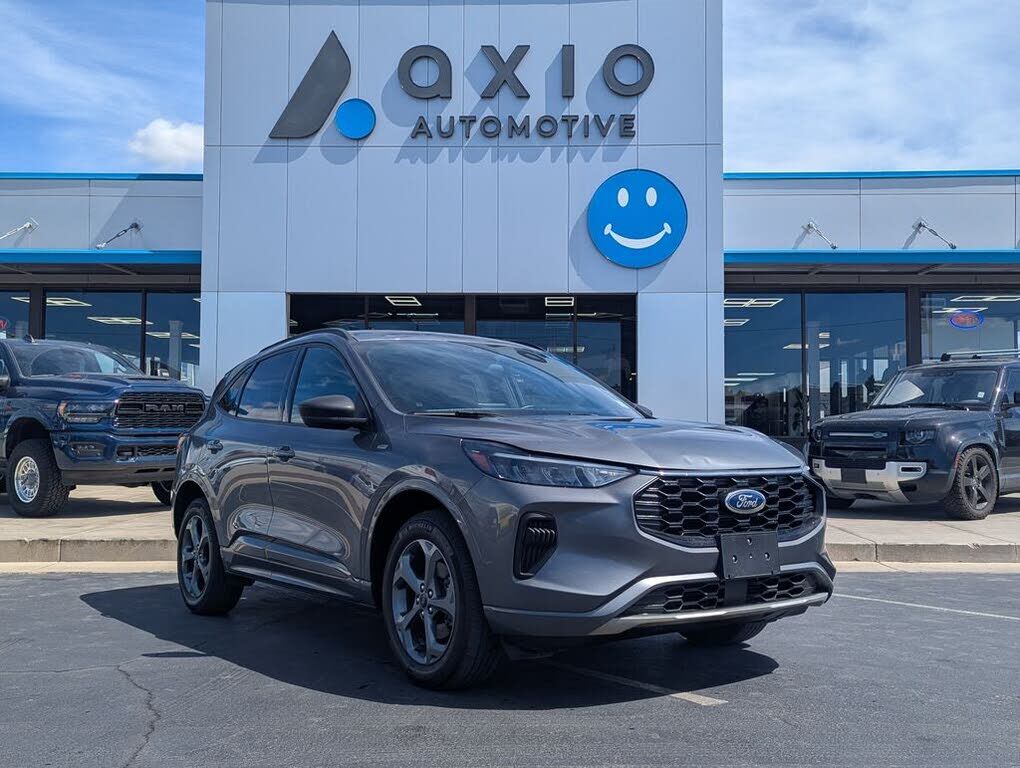 2024 FORD Escape