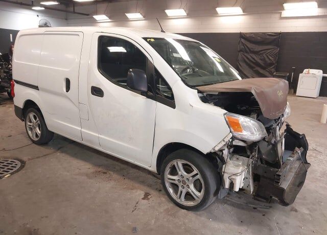 2013 NISSAN NV200