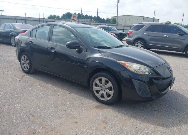 2011 MAZDA Mazda3