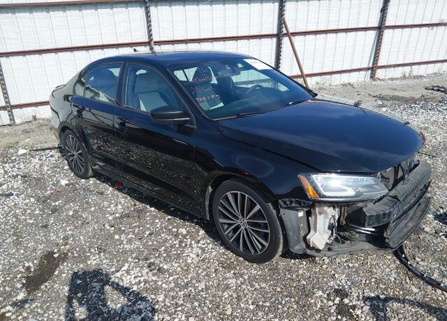2016 VOLKSWAGEN Jetta
