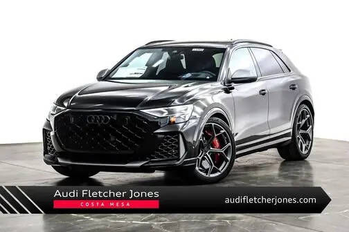 2026 AUDI RS Q8