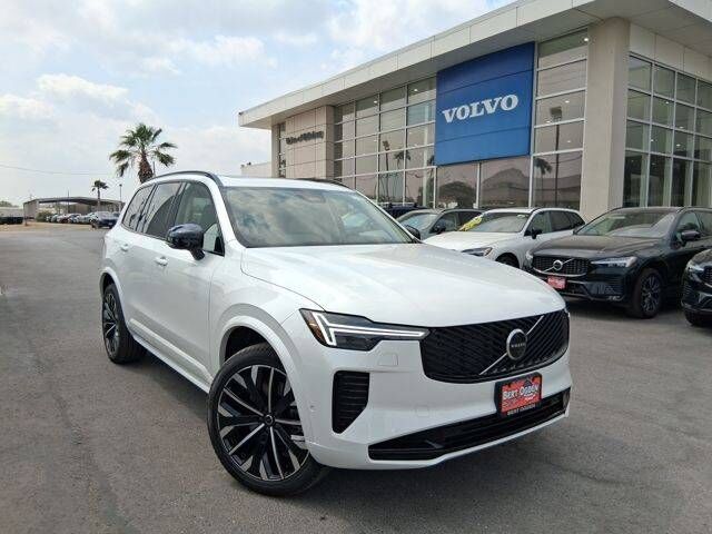 2026 VOLVO XC90