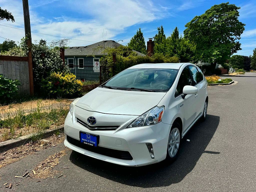 2014 TOYOTA PRIUS