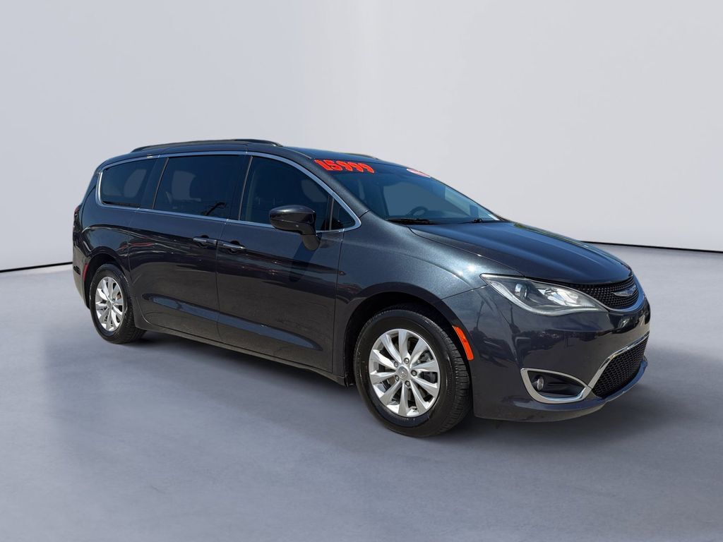 2019 CHRYSLER Pacifica