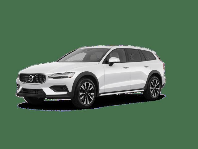 2026 VOLVO V60CC