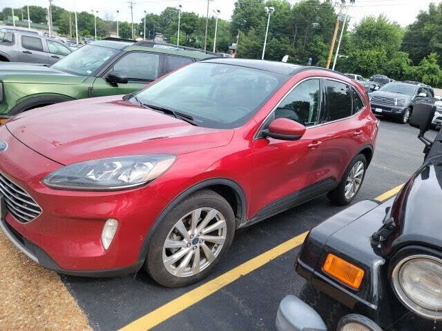 2021 FORD Escape