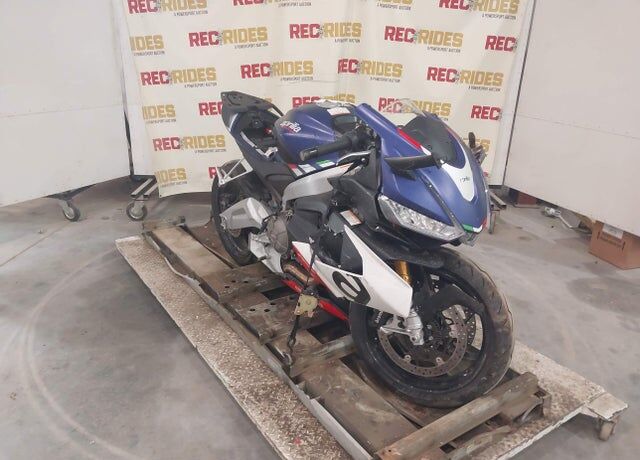 2024 APRILIA RS