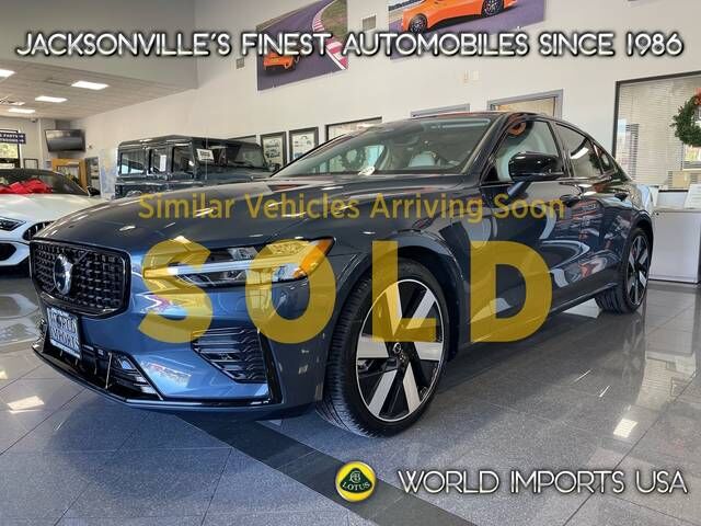 2025 VOLVO S60