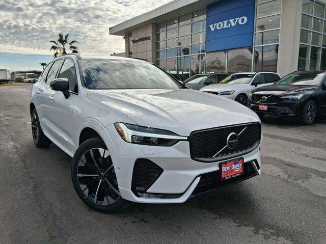 2026 VOLVO XC60
