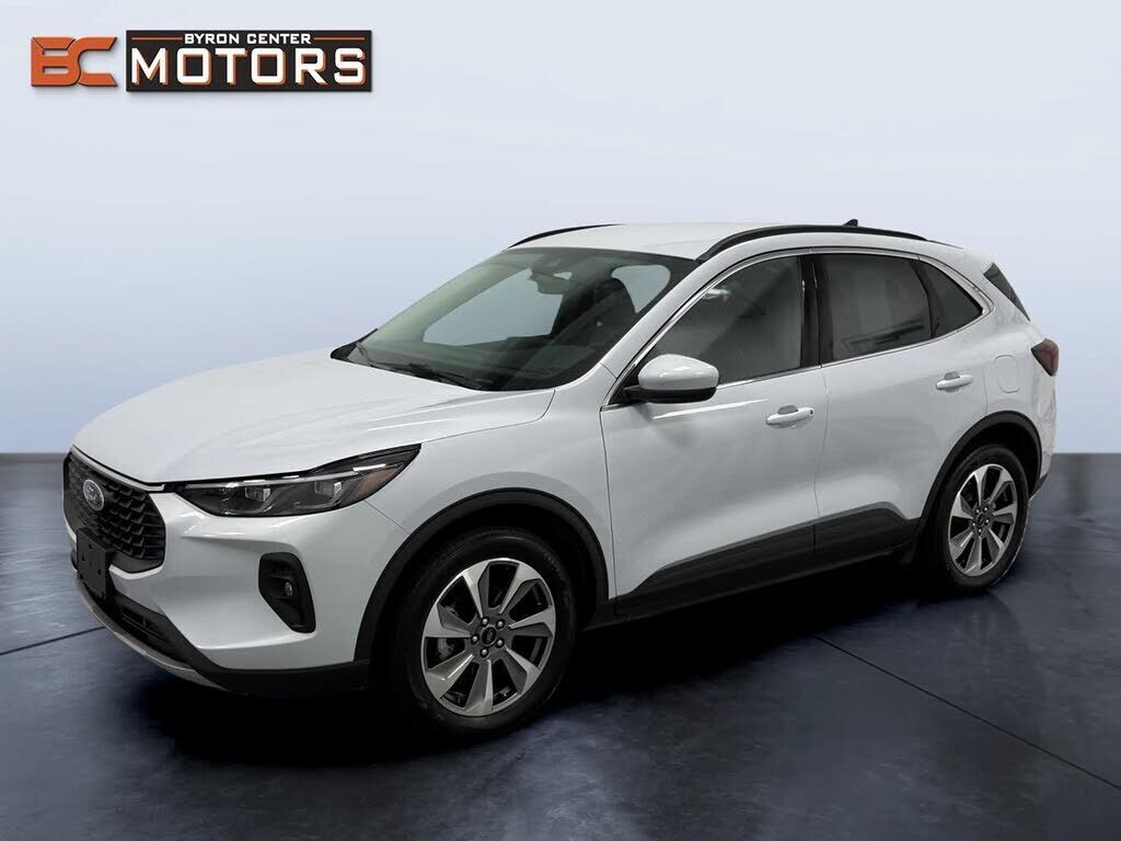 2025 FORD Escape