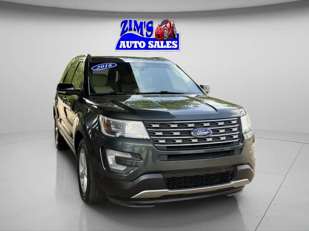 2016 FORD Explorer