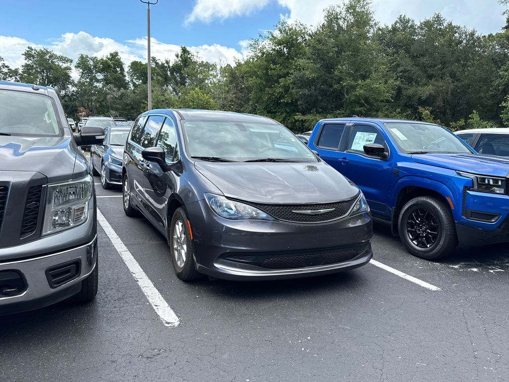 2022 CHRYSLER Pacifica