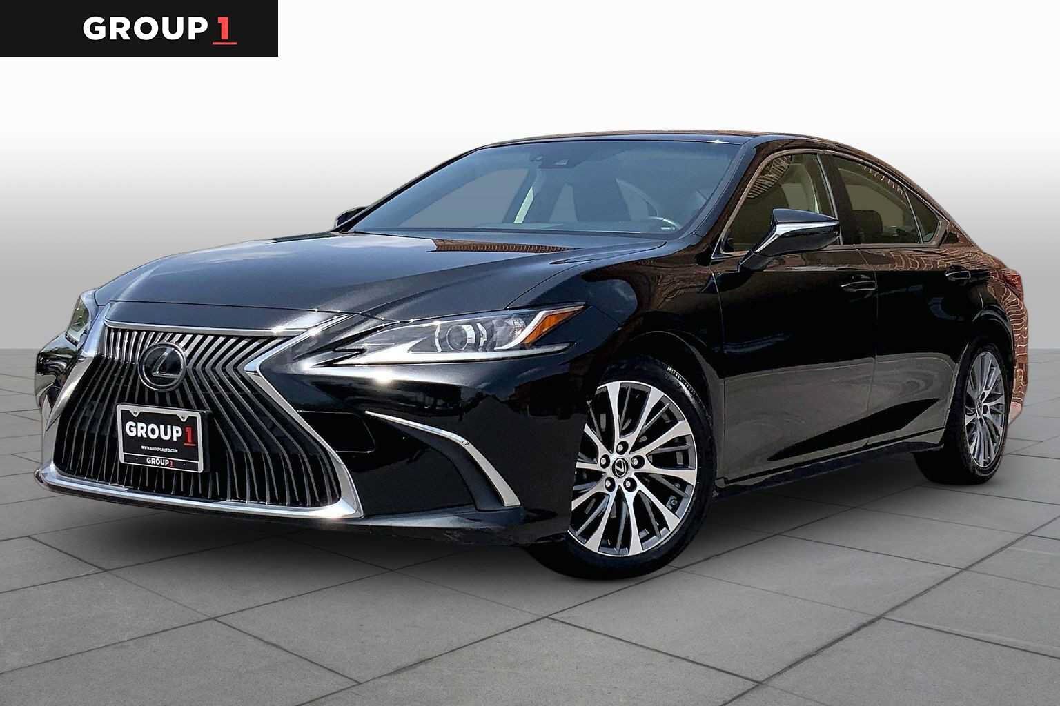 2019 LEXUS ES