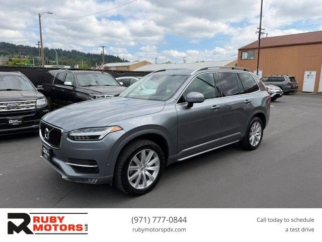 2017 VOLVO XC90