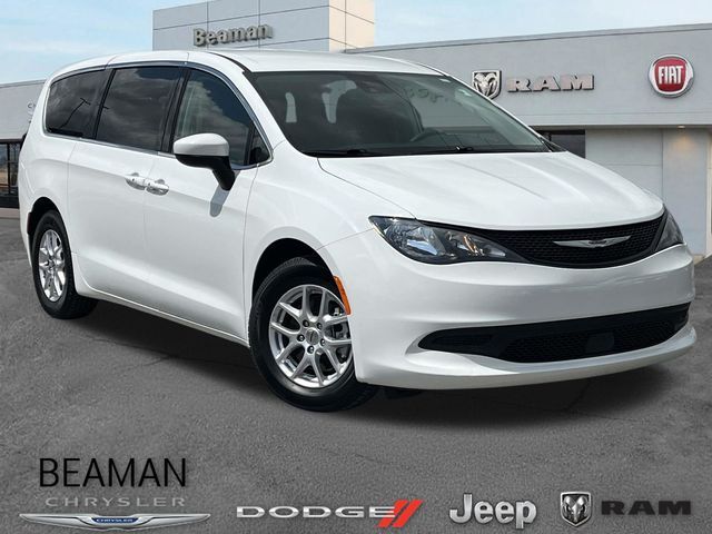 2023 CHRYSLER Voyager