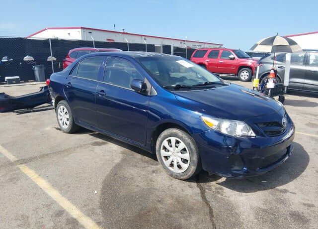2013 TOYOTA Corolla