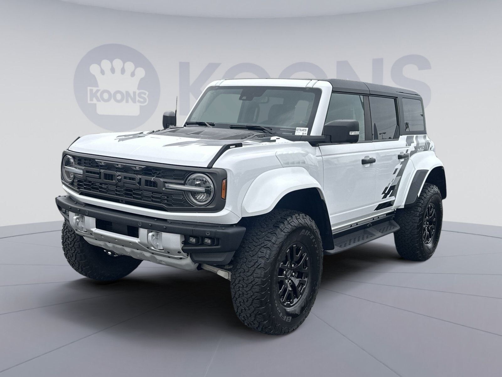 2024 FORD Bronco