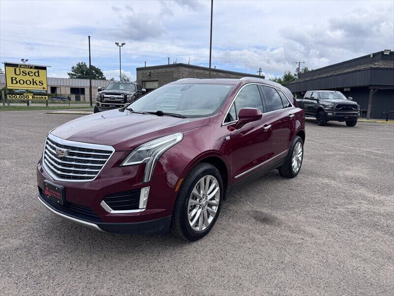 2017 CADILLAC XT5