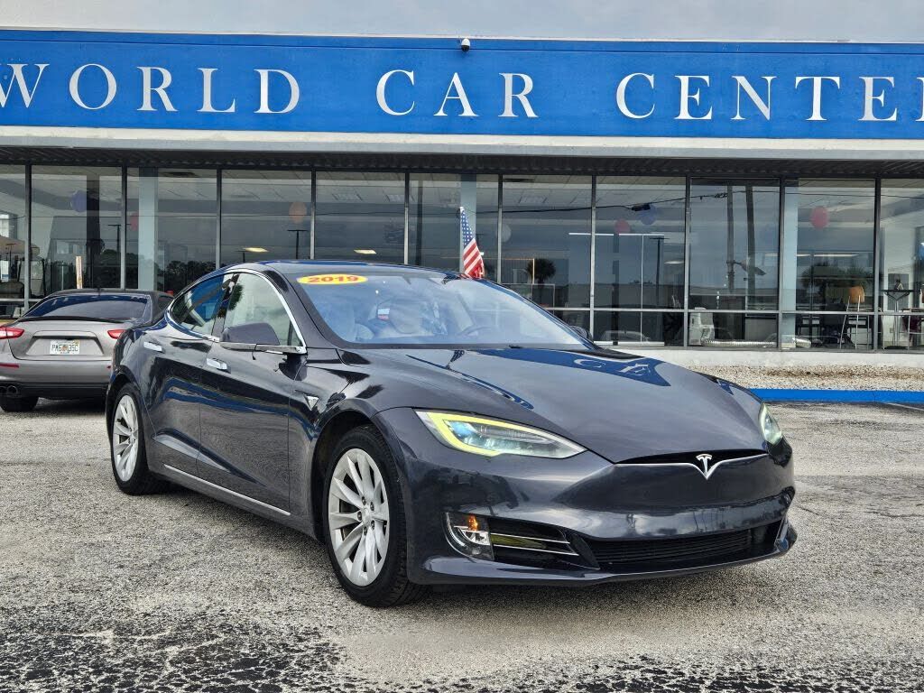 2019 TESLA Model S