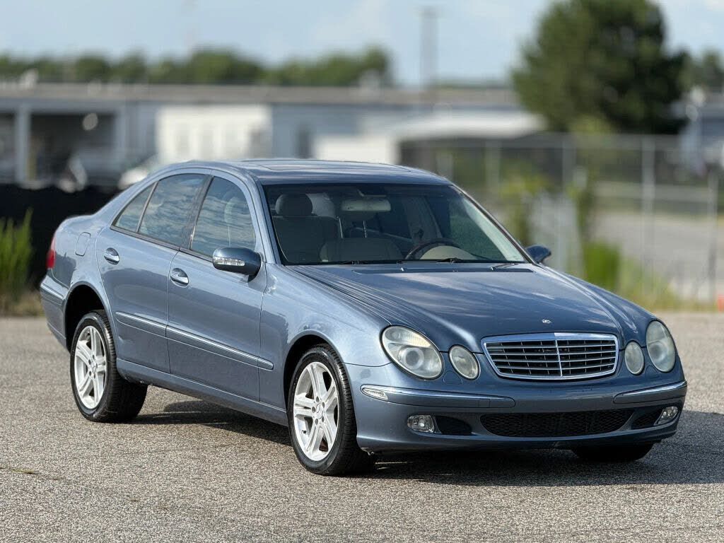2004 MERCEDES-BENZ E-Class