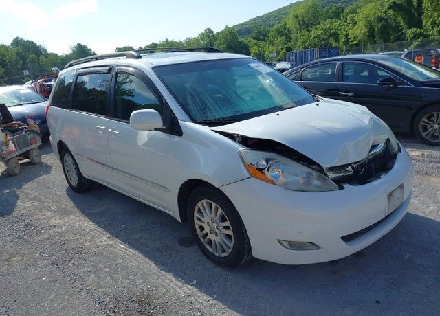 2007 TOYOTA Sienna