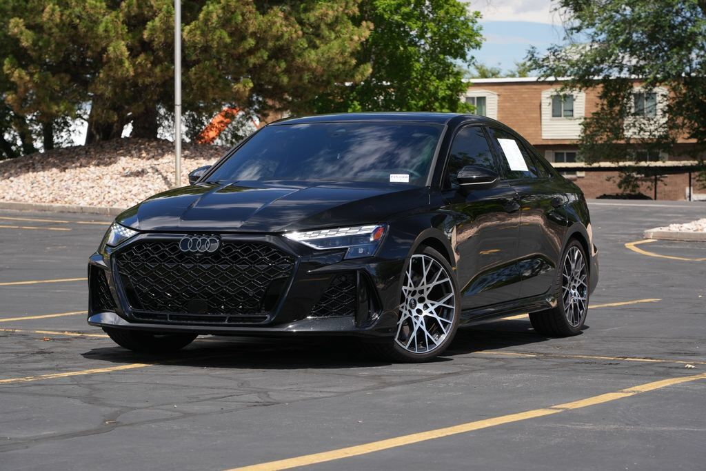 2025 AUDI RS 3