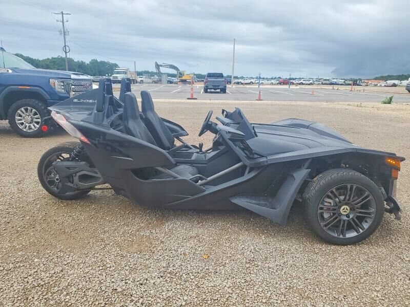 2017 SLINGSHOT Slingshot Base