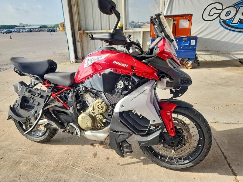 2022 DUCATI Multistrada